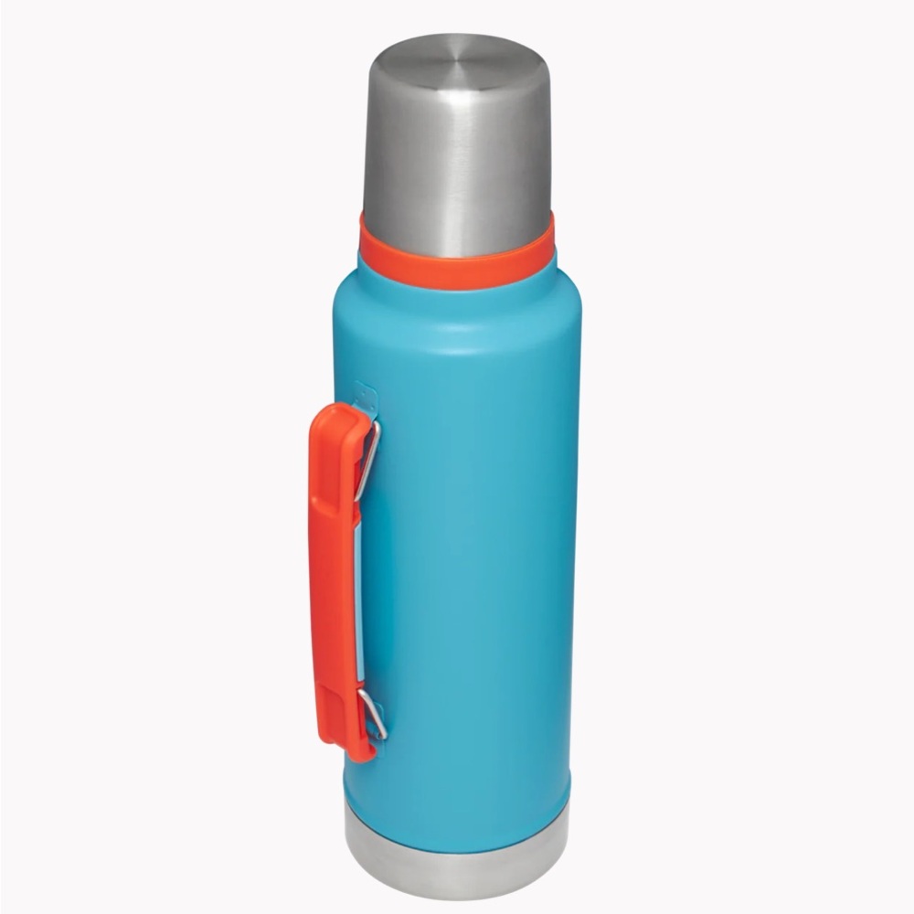 Stanley Aqua and Red Insulated Bottle CLASSIC LEGENDARY BOTTLE | 1.5 QT - Picture 2 of 5